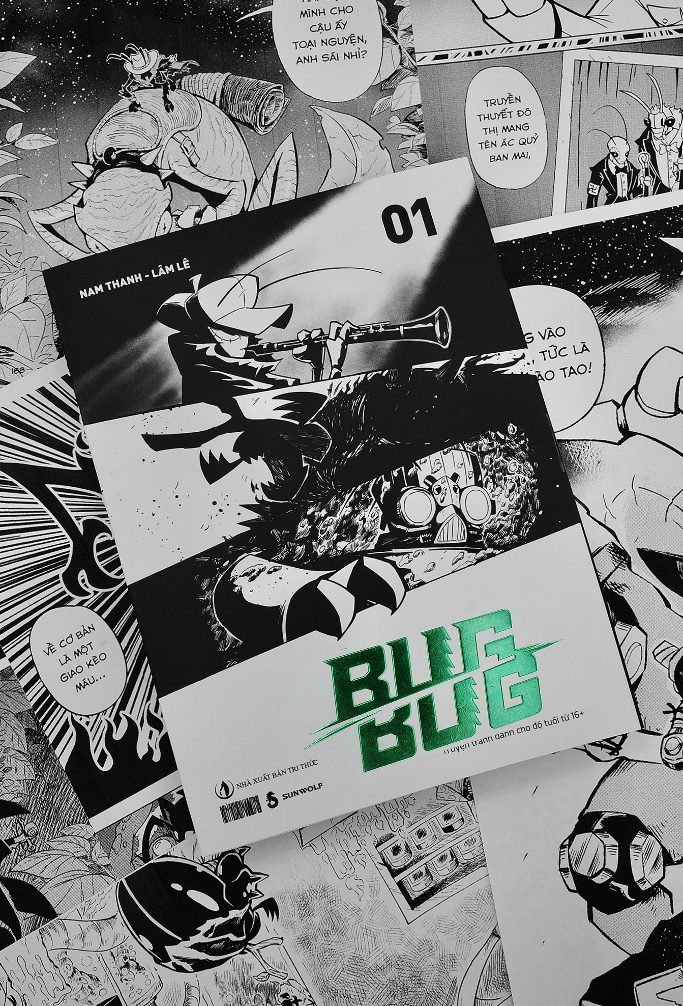 Bộ Bug/Bug - Tập 1 - Bản Sưu Tầm - Bìa Cứng - Tặng Kèm 2 Bookmark Mini + 2 Con Tem + 1 Standee Giấy + 1 Mô Hình Resin DIY - Ảnh 7