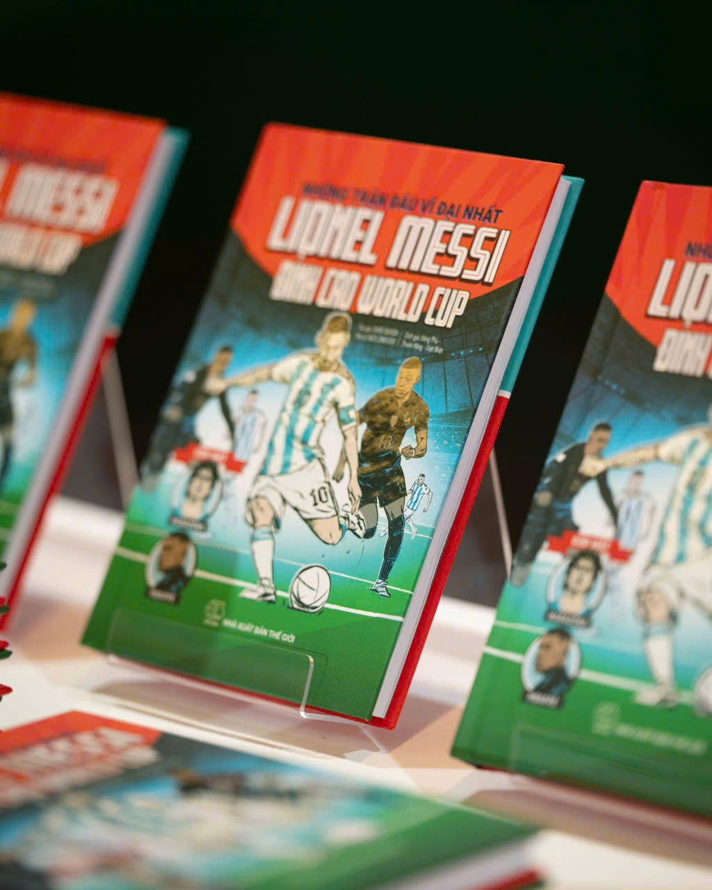 Bộ Những Trận Đấu Vĩ Đại Nhất - Lionel Messi - Đỉnh Cao World Cup - Bìa Cứng - Tặng Kèm Sticker - Ảnh 5