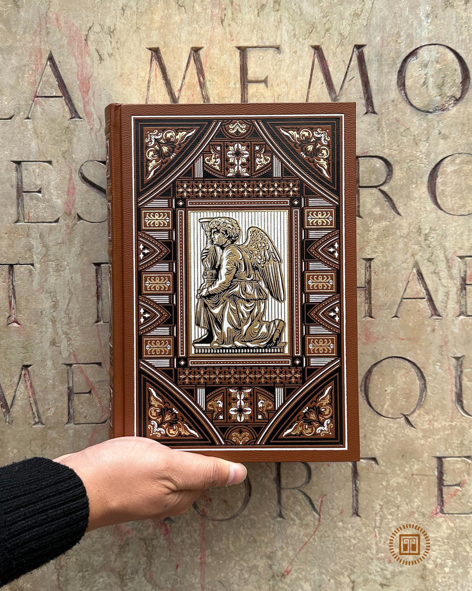 thống khổ và phiêu linh - ấn bản giới hạn - bìa da - Ảnh 3